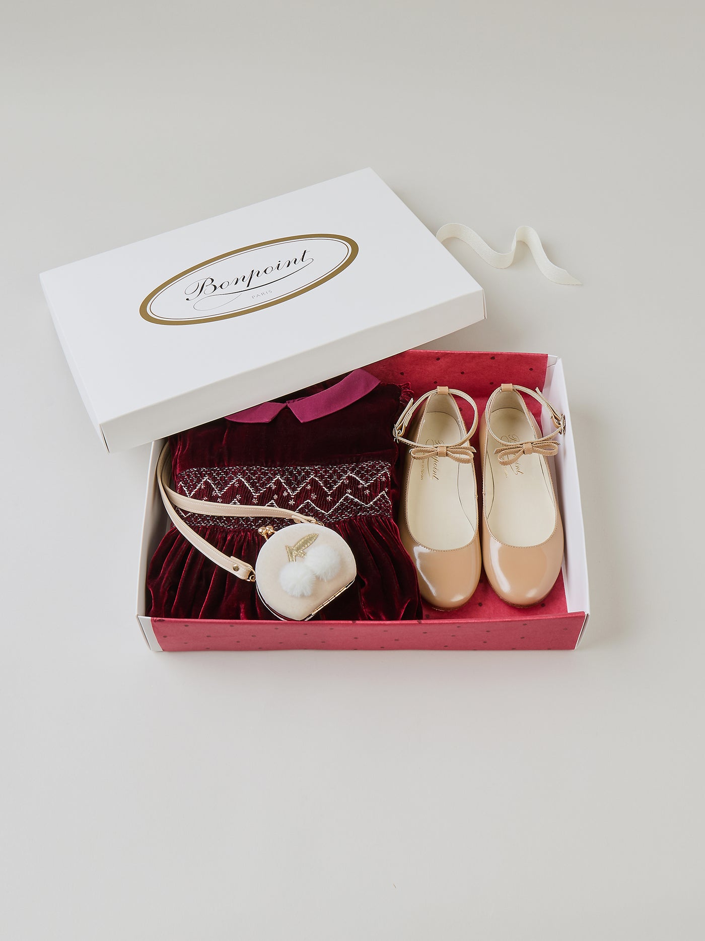 Girl's Christmas gift case - Red velvet dress