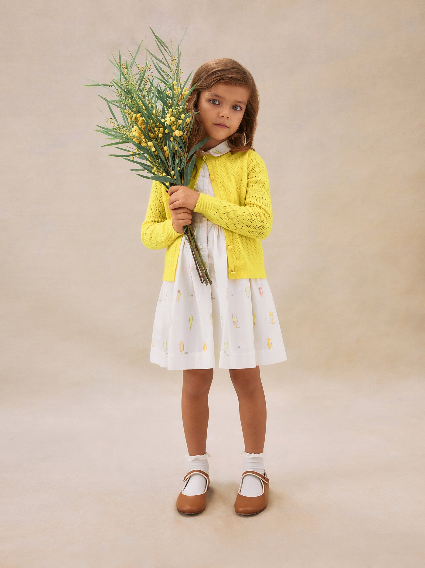 Look estato da bambina 2025 Cardigan giallo