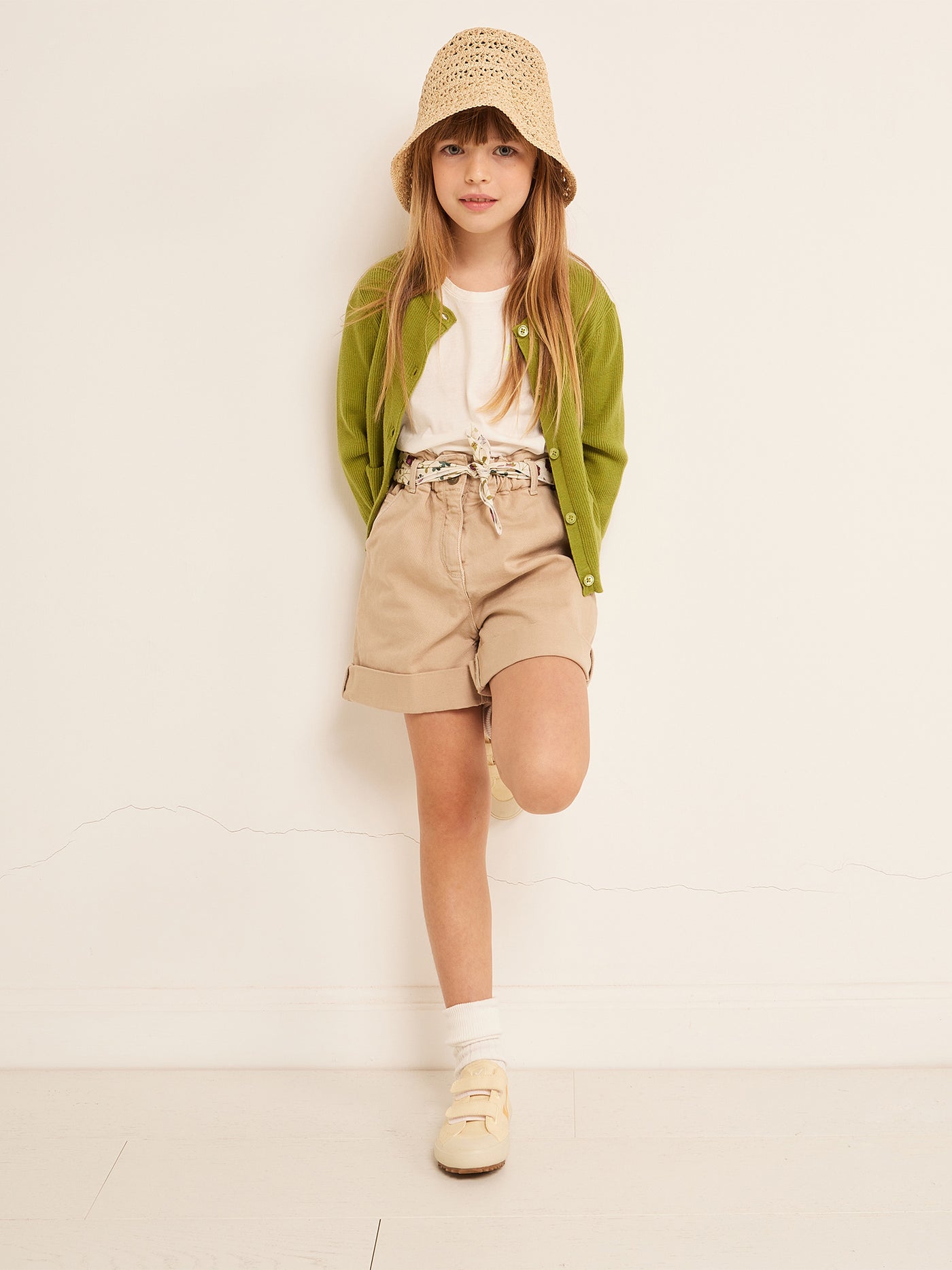 SUMMER 2023 GIRL'S LOOK GREEN CARDIGAN