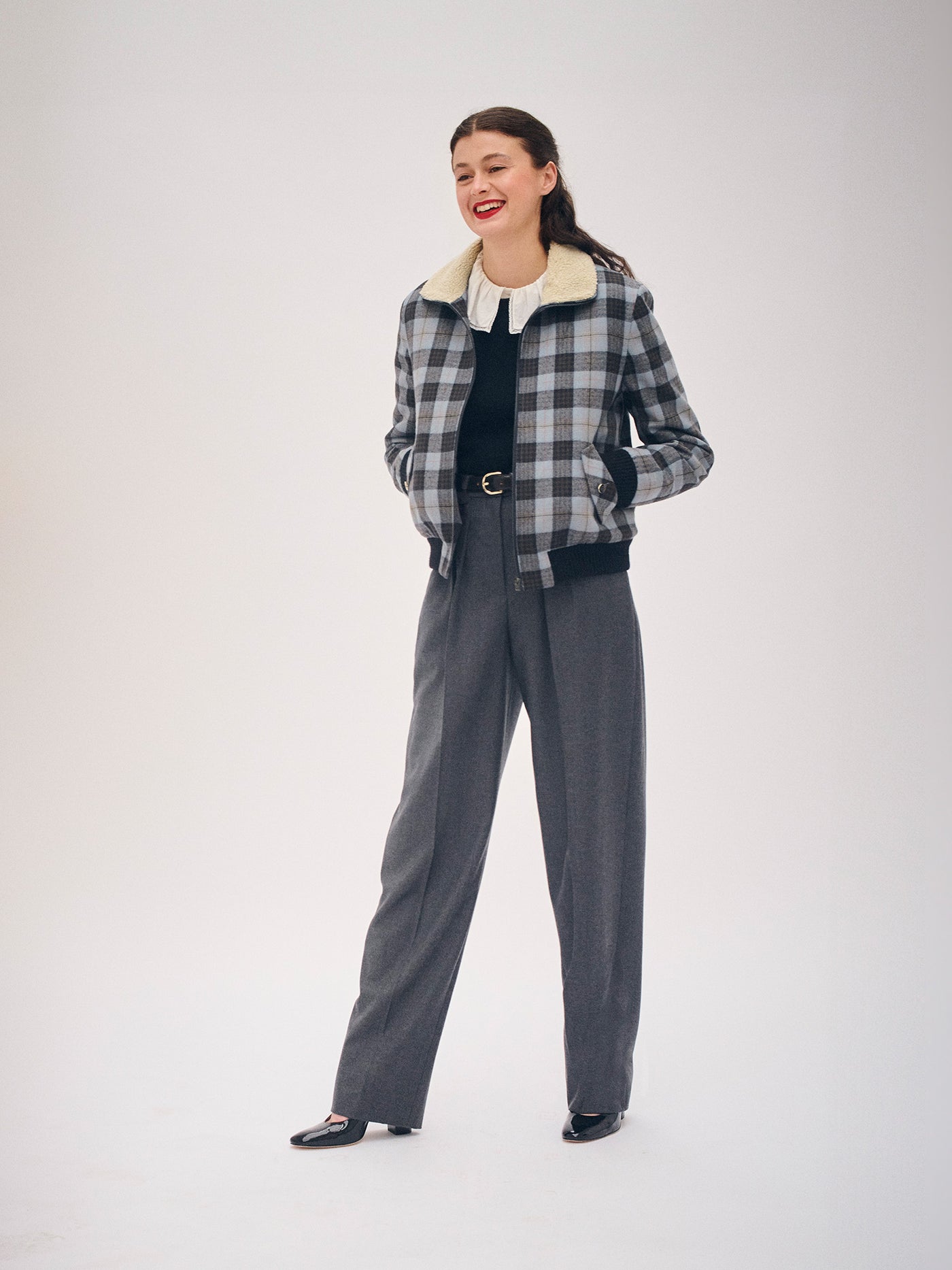 Winter 2024 Women's look Checked Blaser