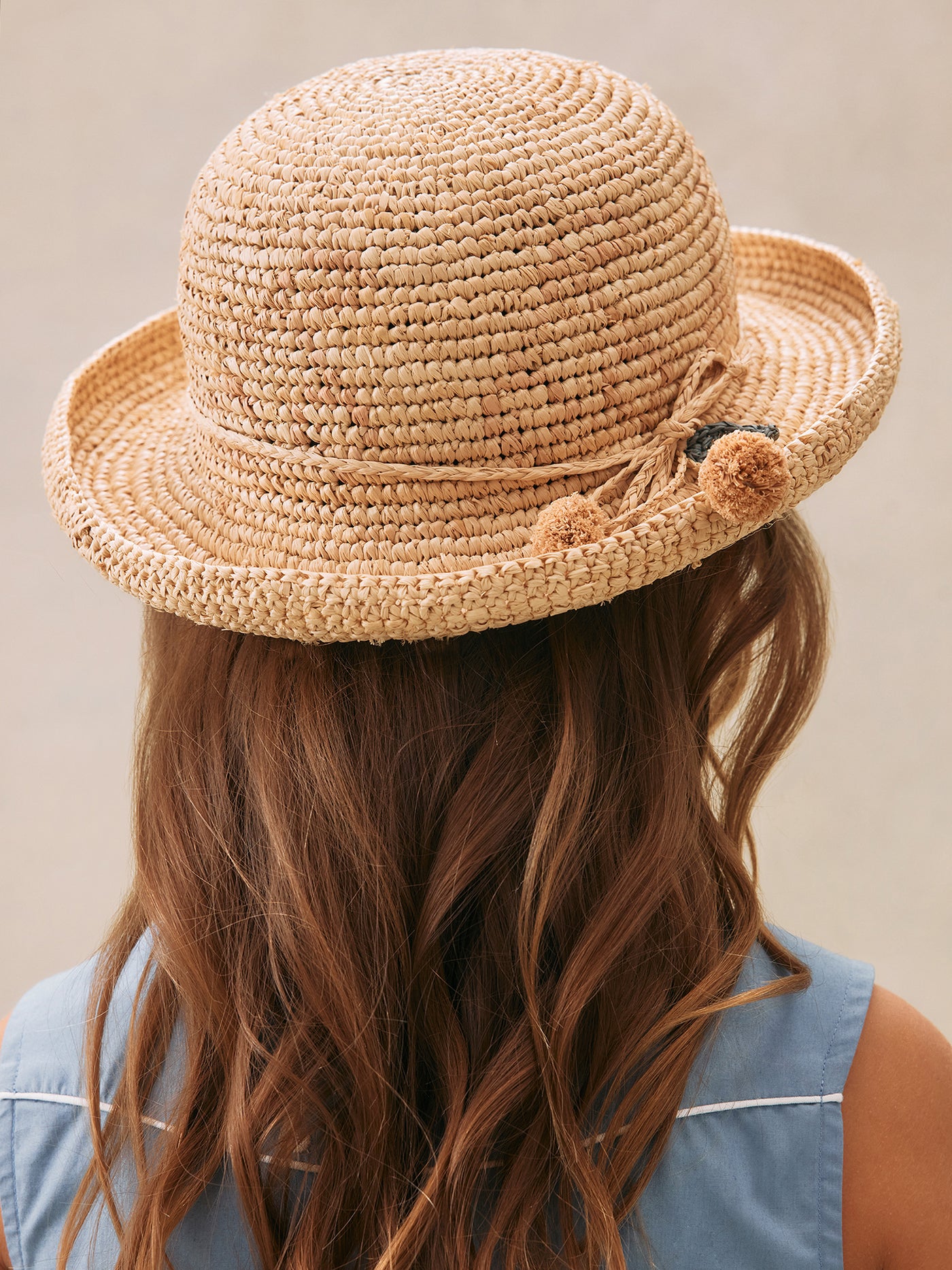 Edene hat in raffia with cherry motifs